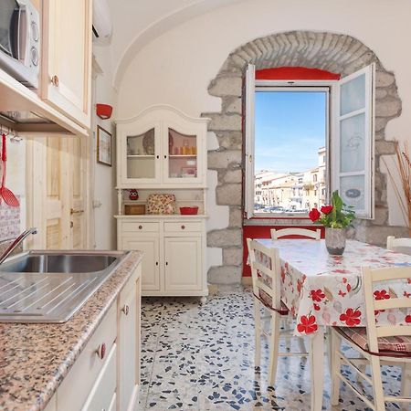 Bosa Il Borgo S9702 Locazione Turistica Affitti Brevi 아파트 외부 사진
